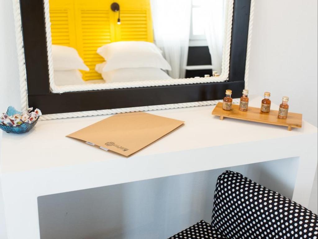 Evi Rooms Alikí Quarto foto